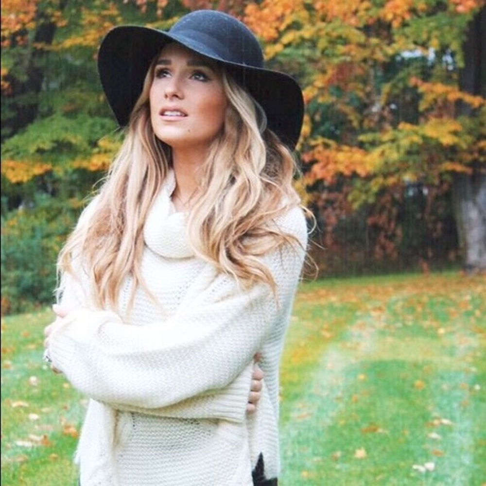 Kittenish JJD Rose Black Floppy Hat